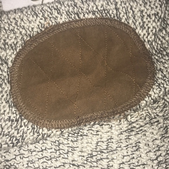 RD Style black/white sweater. Suede elbow patches - Picture 4 of 5